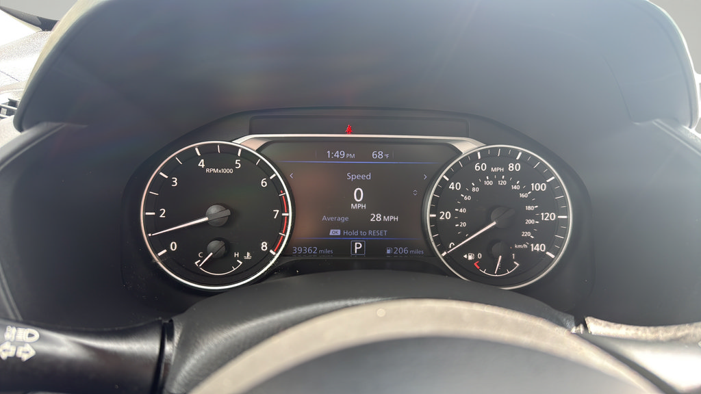 Used 2025 Nissan Altima 2.5 SV FWD image 32