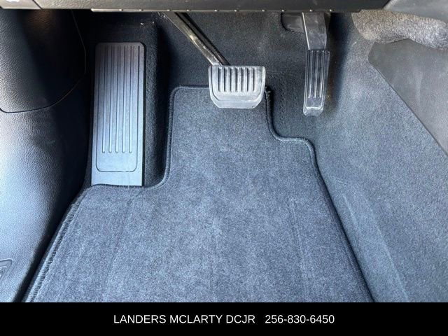 Used 2024 Jeep Grand Cherokee Limited w/ Black Appearance Package image 22