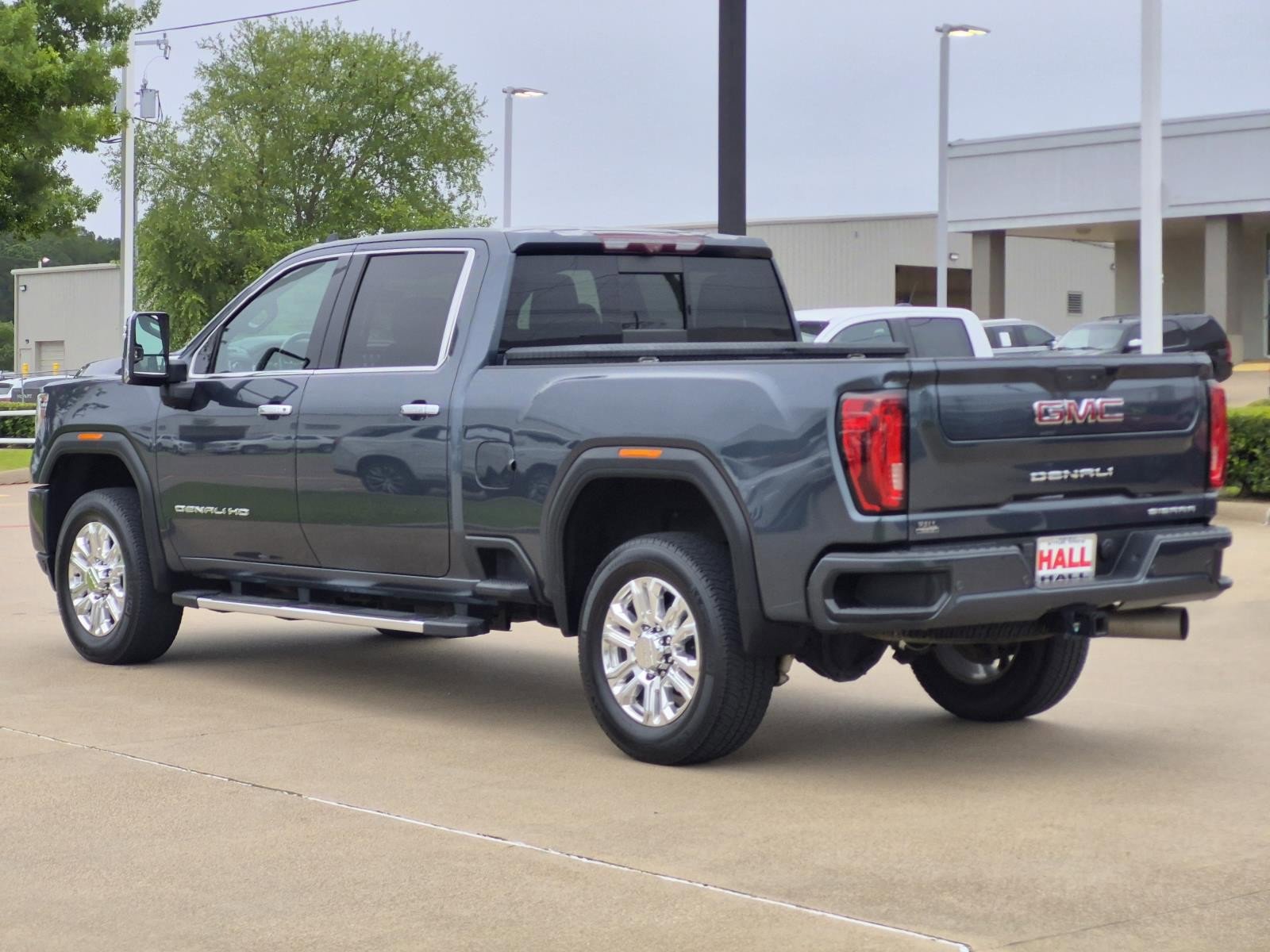 Certified 2020 GMC Sierra 2500 Denali w/ Denali Ultimate Package AWD/4WD image 4