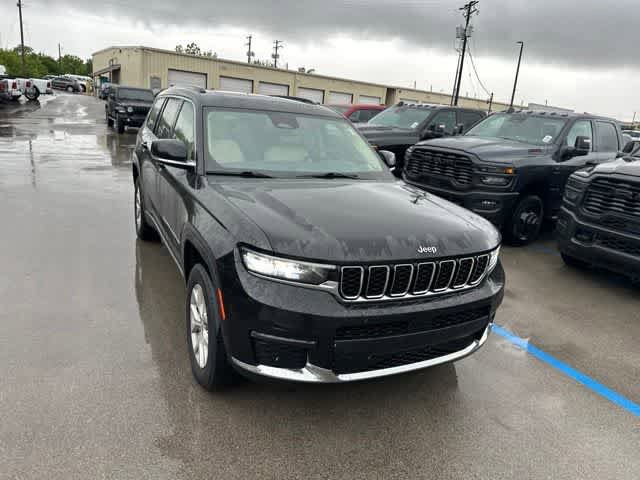 Used 2021 Jeep Grand Cherokee L Limited AWD/4WD image 23
