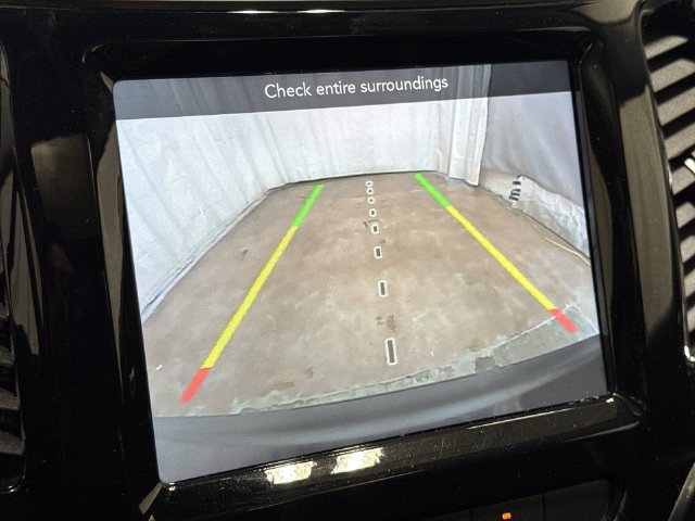 Used 2022 Jeep Cherokee Limited w/ Mopar Interior Package AWD/4WD image 19