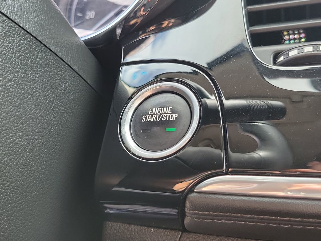 Used 2020 Buick Encore Preferred FWD image 33