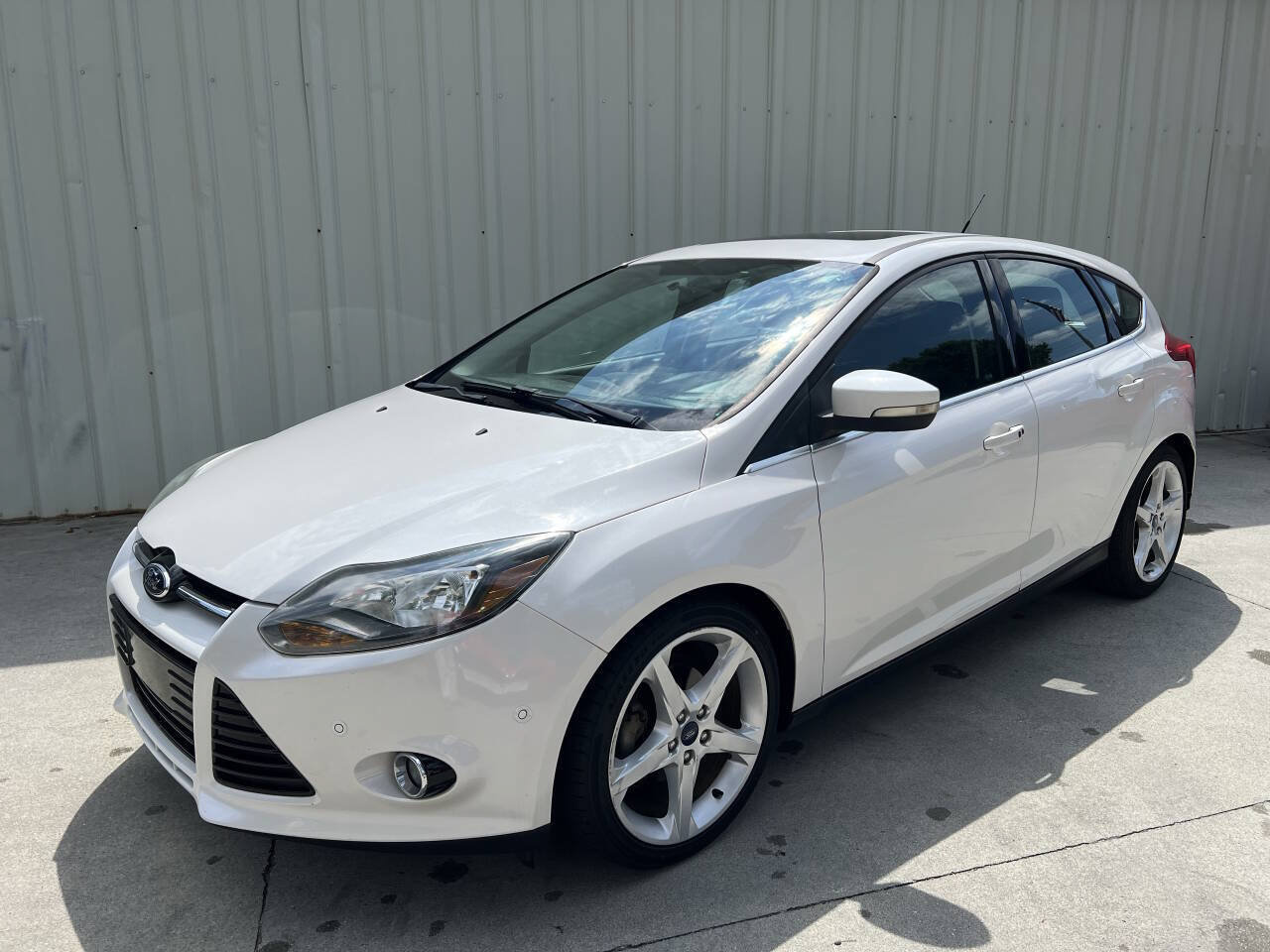 Used 2013 Ford Focus Titanium w/ Titanium Handling Pkg FWD image 7