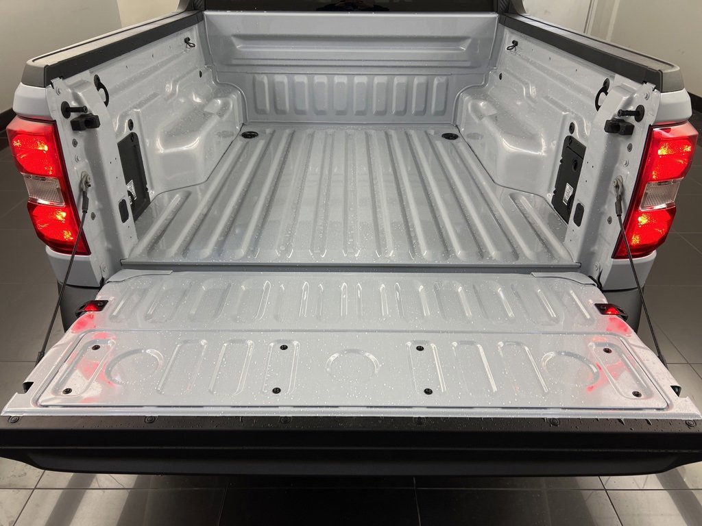 New 2025 Ford Maverick XLT w/ Equipment Group 301A image 32