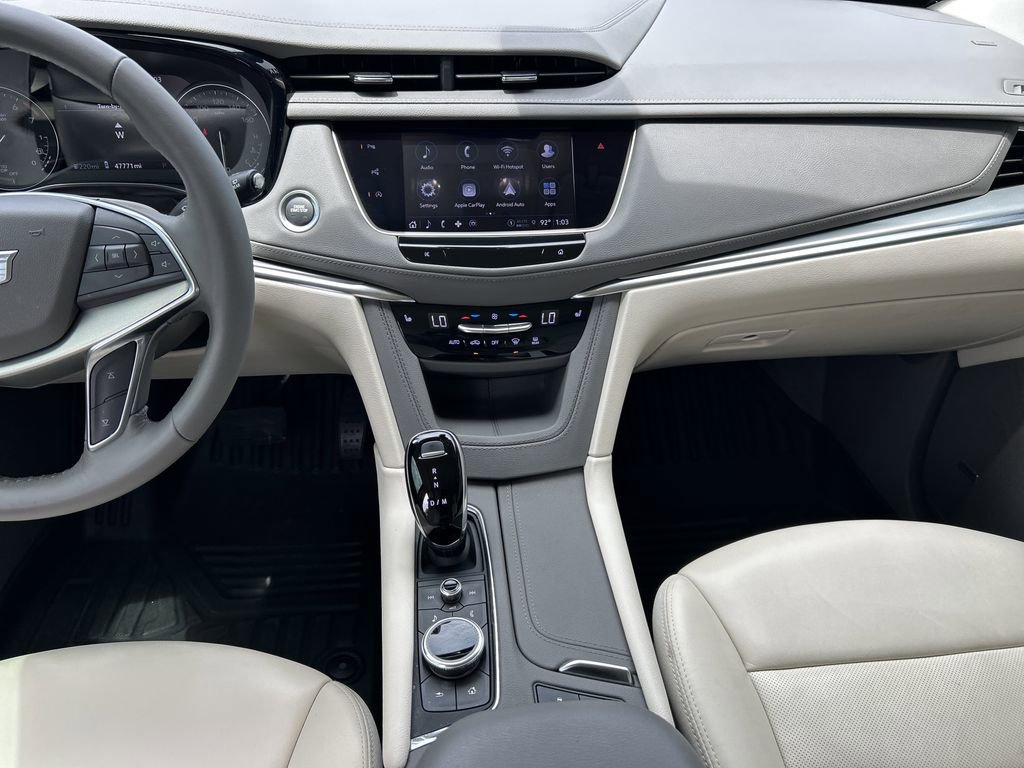 Used 2022 Cadillac XT5 Premium Luxury w/ Technology Package image 15
