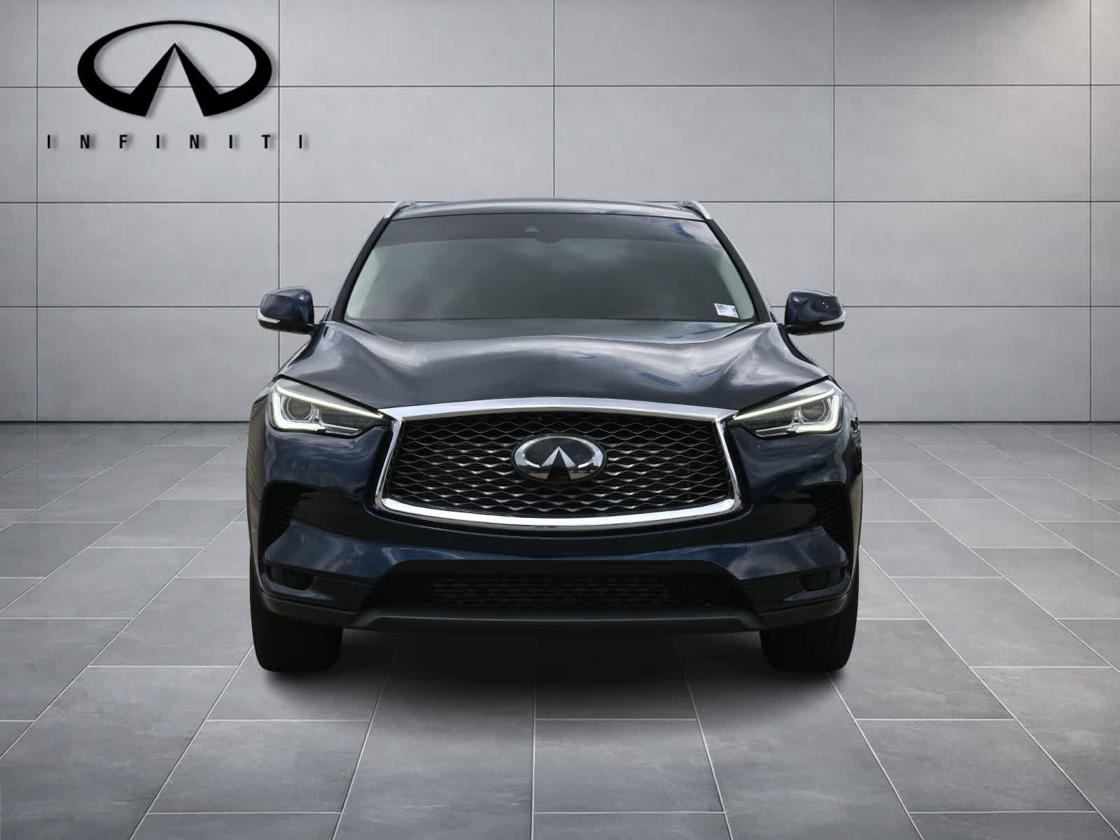Used 2023 INFINITI QX50 Luxe FWD image 2