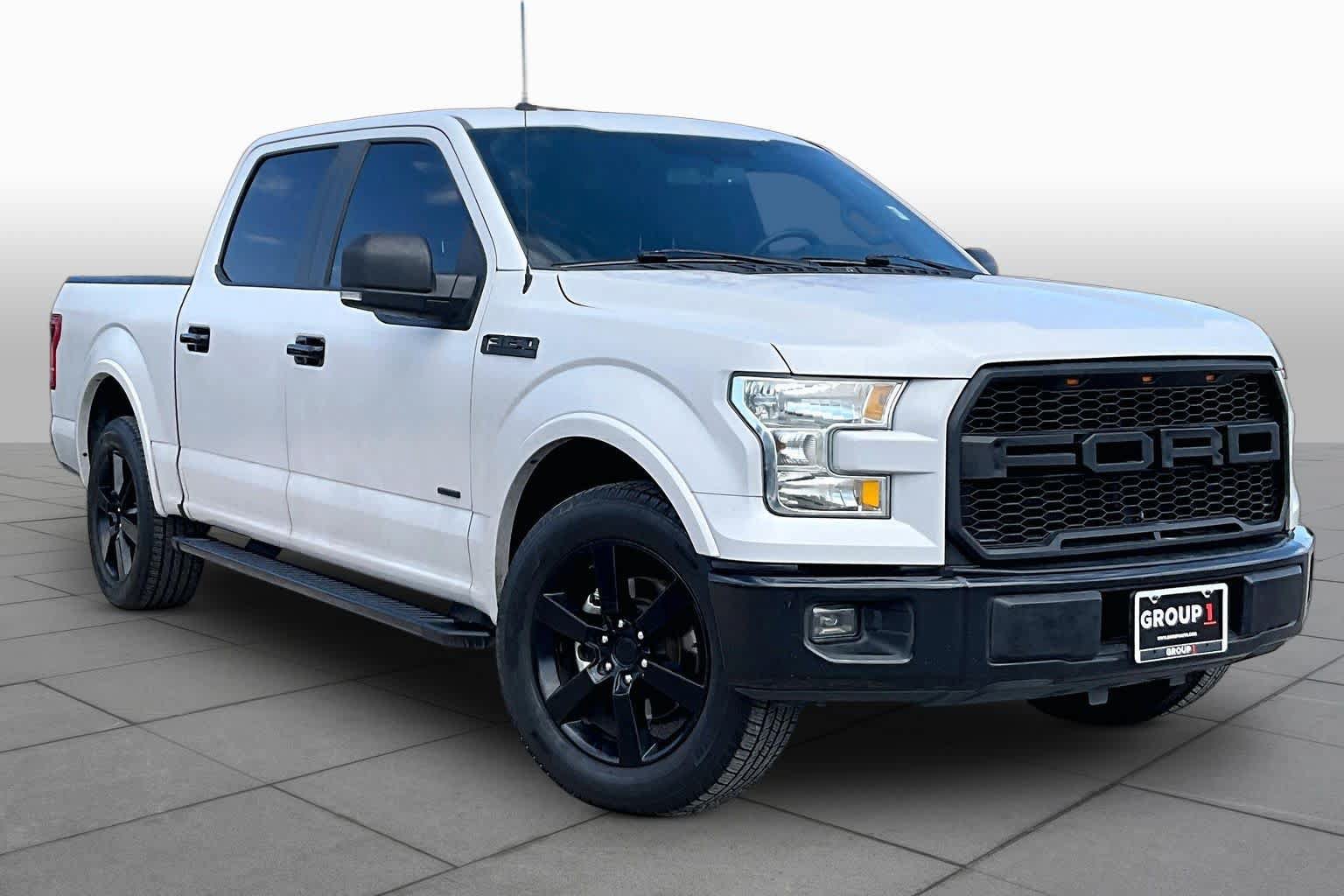 Used 2016 Ford F150 XLT w/ Equipment Group 302A Luxury RWD image 3