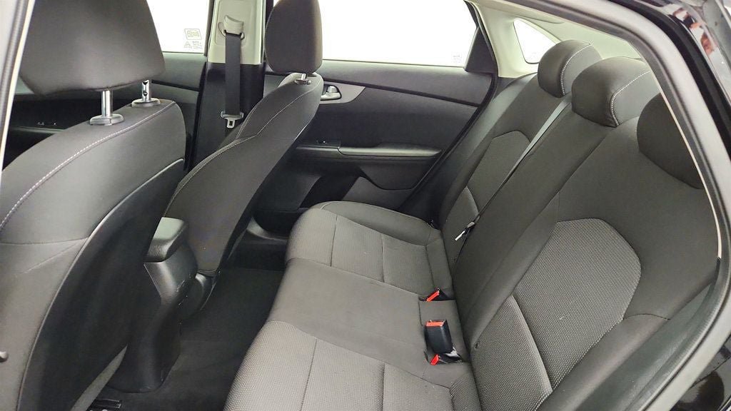 Used 2019 Kia Forte LXS FWD image 38