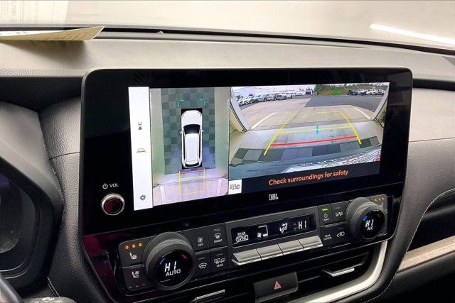 Used 2024 Toyota Grand Highlander Limited image 24