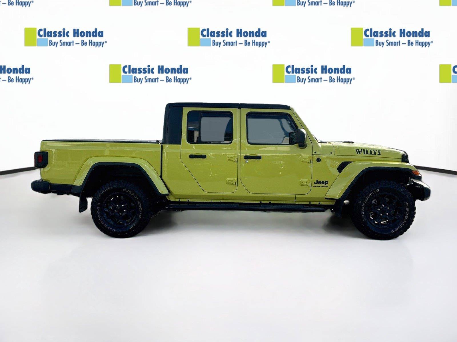 Used 2023 Jeep Gladiator Sport AWD/4WD image 9