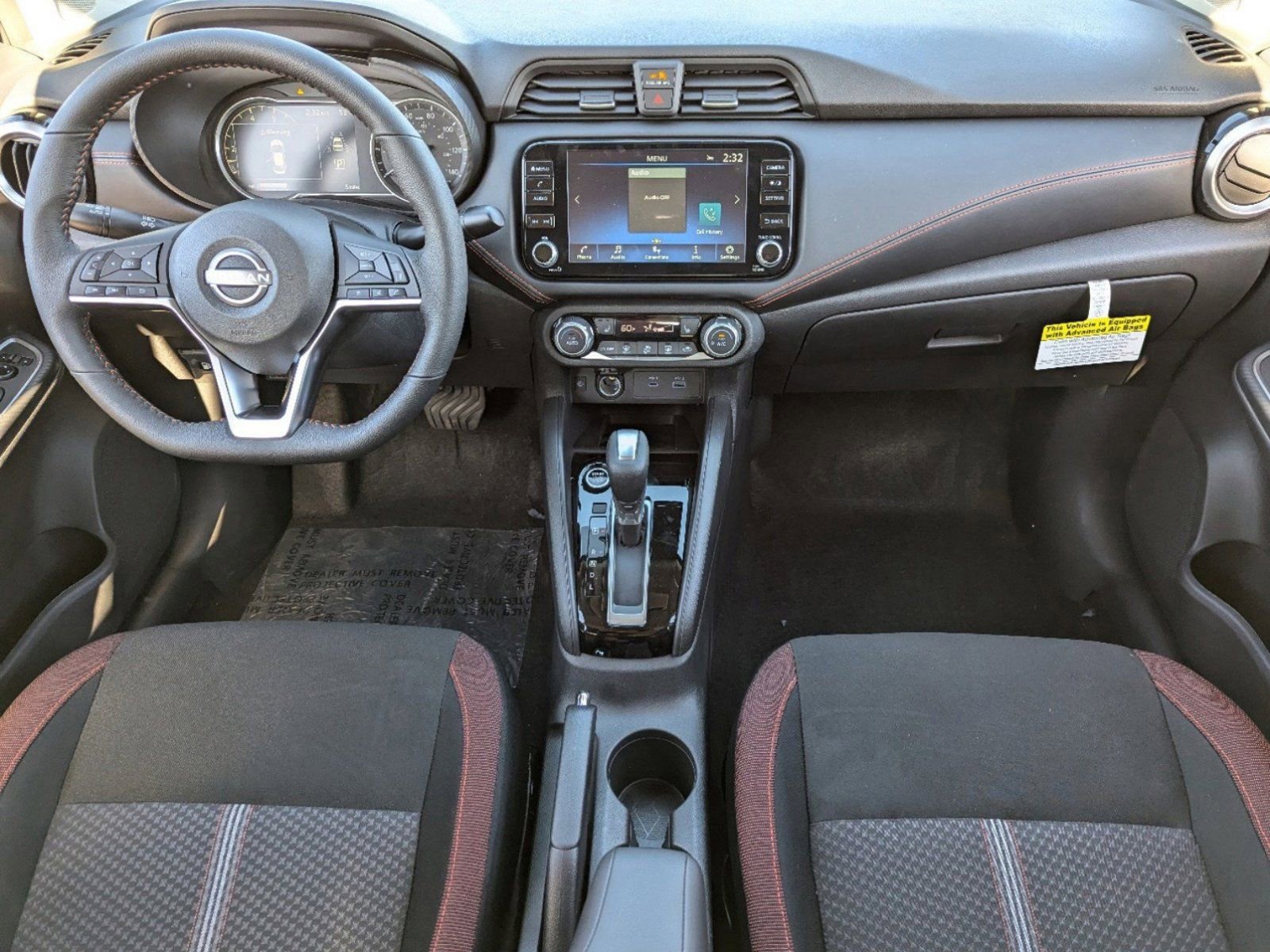 New 2025 Nissan Versa SR w/ Trunk Package FWD image 18