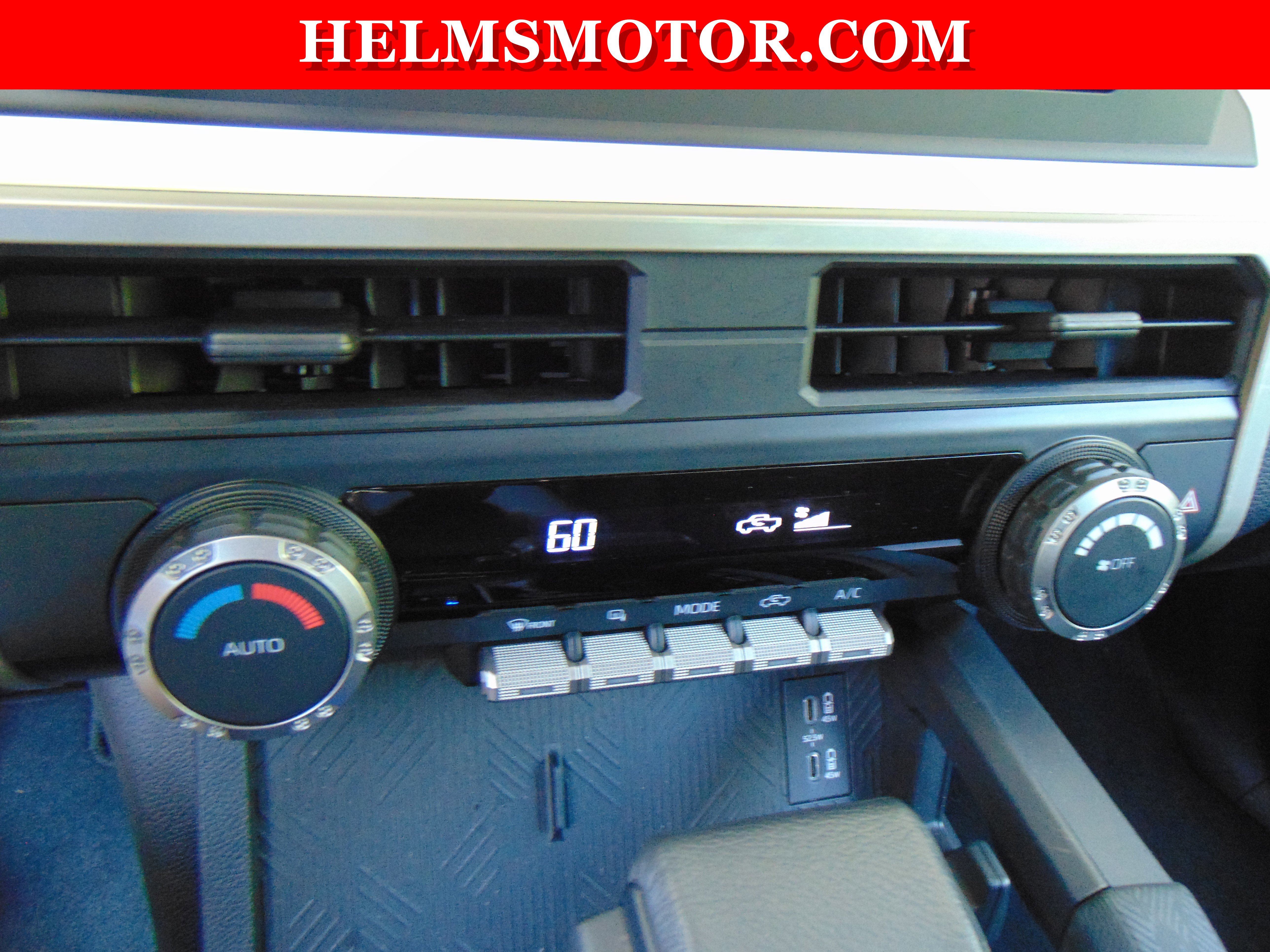 Used 2024 Toyota Tacoma TRD Off-Road image 23