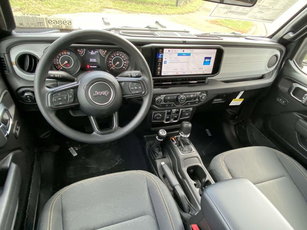 New 2026 Jeep Gladiator Sport AWD/4WD image 10