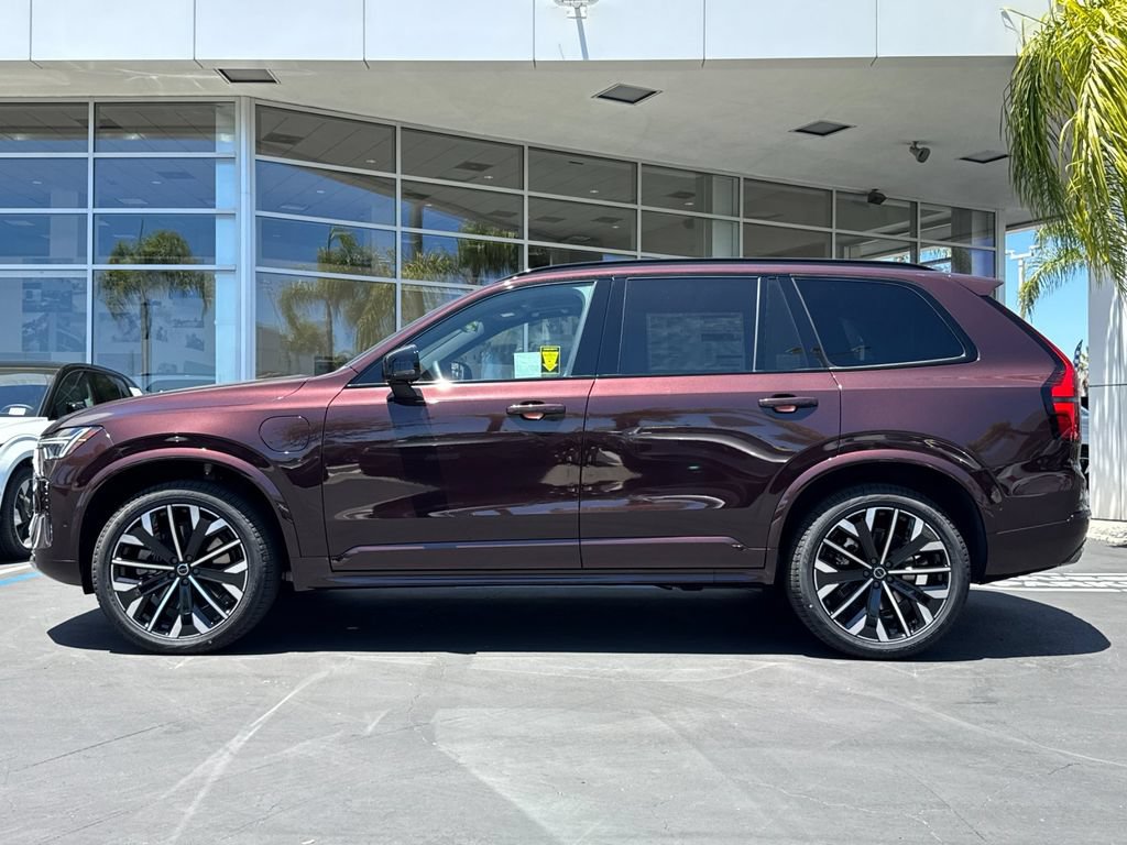 New 2026 Volvo XC90 T8 Ultra AWD/4WD image 2