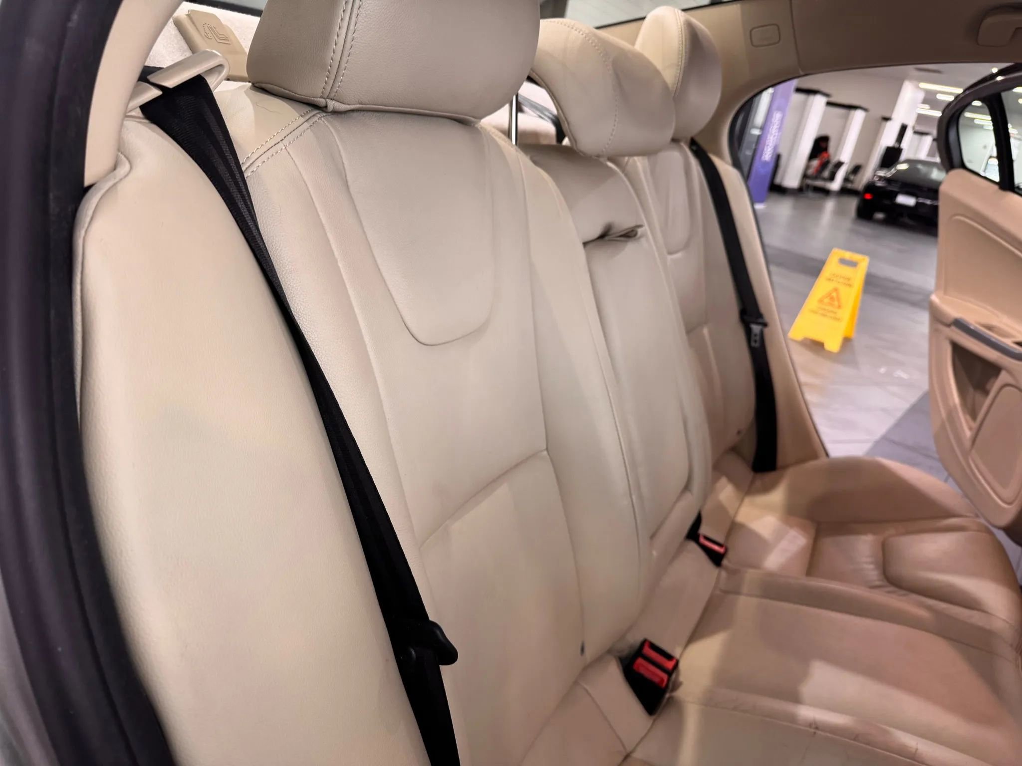 Used 2015 Volvo S60 T5 Premier image 16