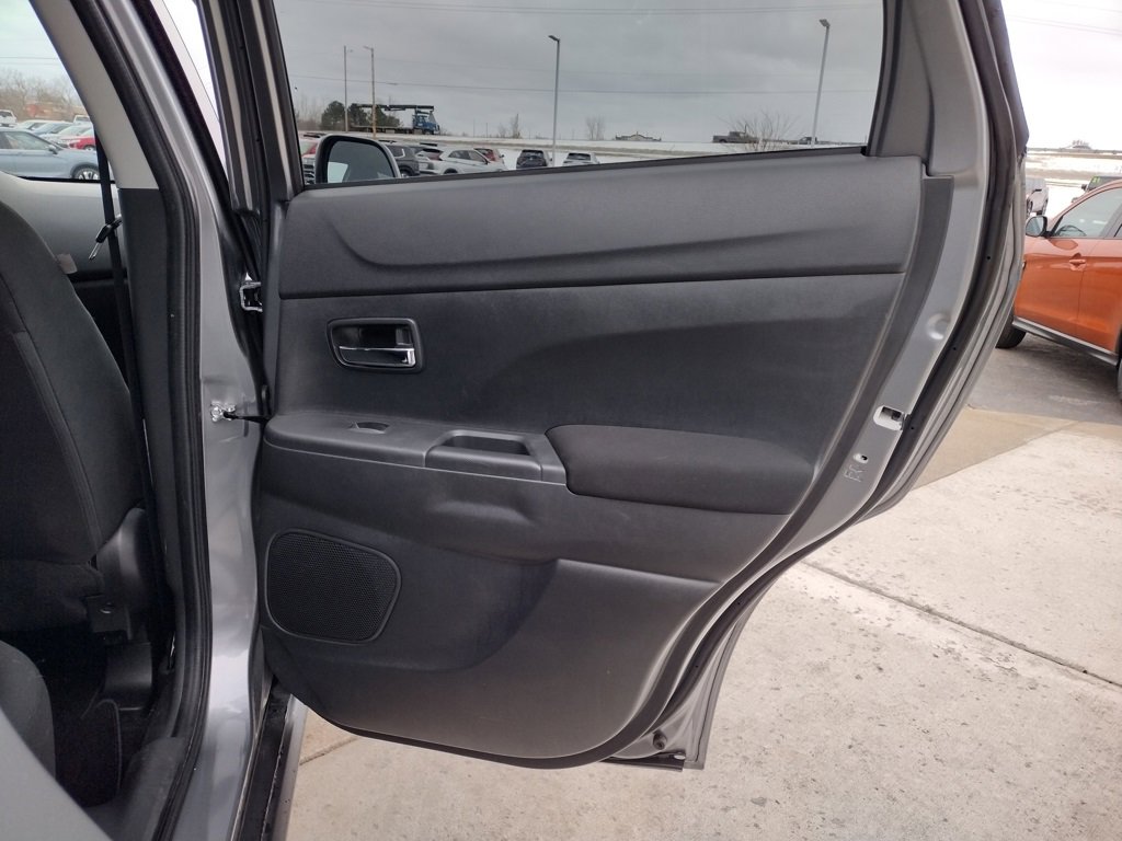 Used 2024 Mitsubishi Outlander Sport ES image 21