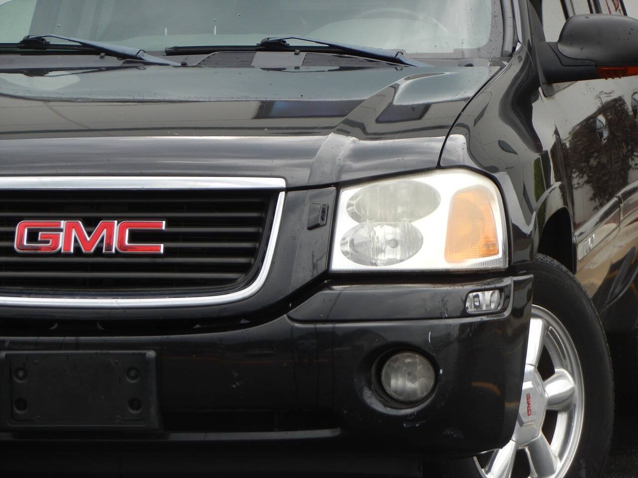 Used 2004 GMC Envoy XUV SLT AWD/4WD image 5