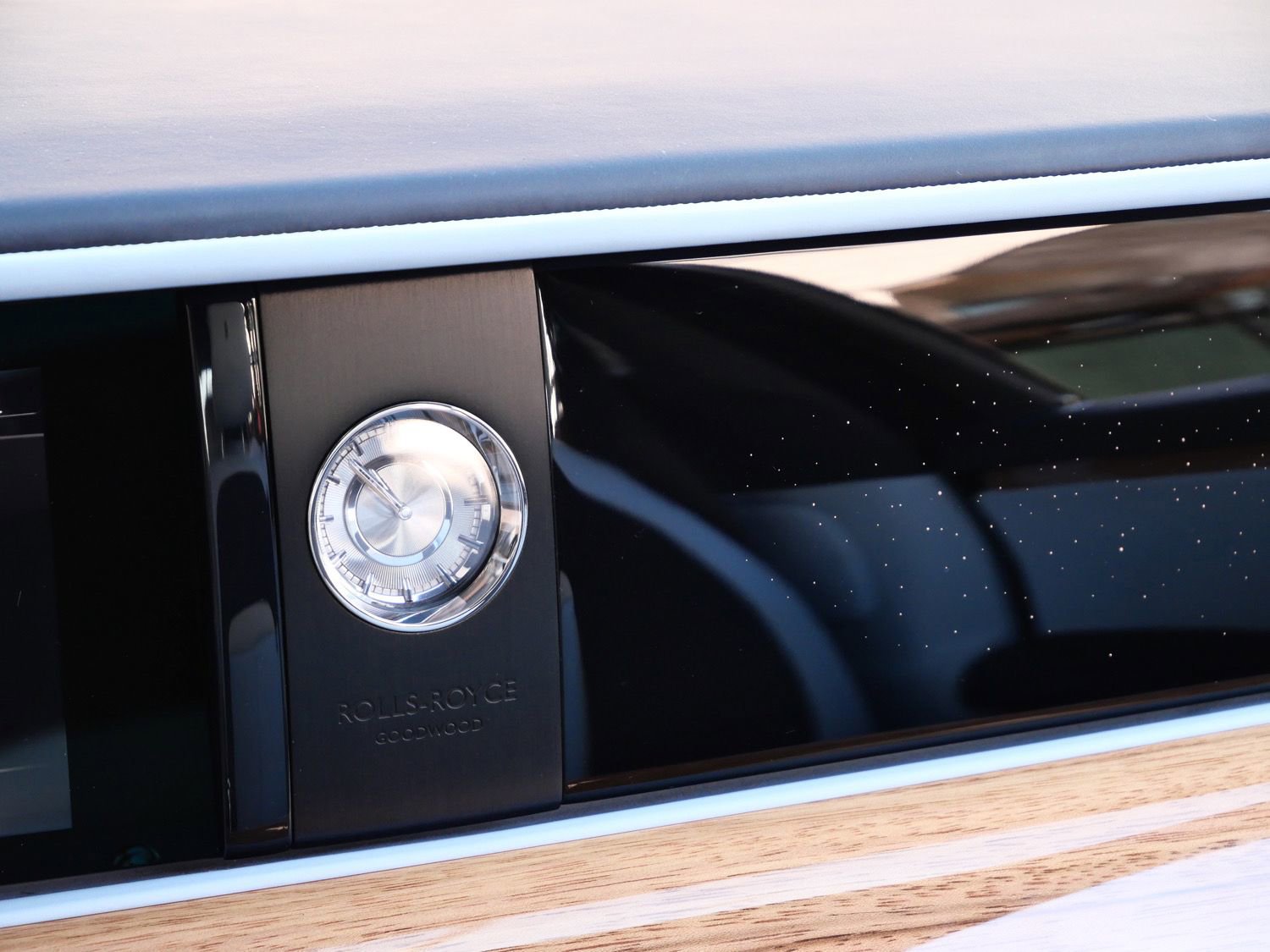 Certified 2022 Rolls-Royce Ghost w/ Ghost Package image 14