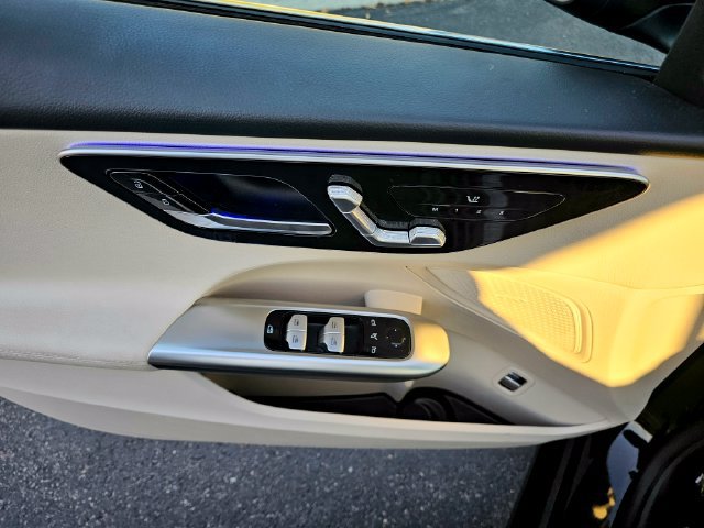Certified 2023 Mercedes-Benz C 300 4MATIC Sedan image 23