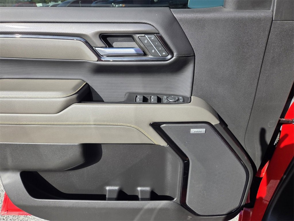 Used 2022 Chevrolet Silverado 1500 ZR2 image 24