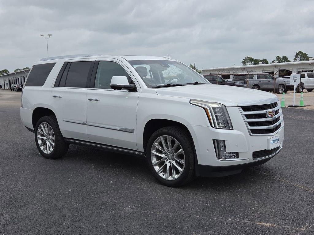 Used 2018 Cadillac Escalade Premium Luxury RWD image 8