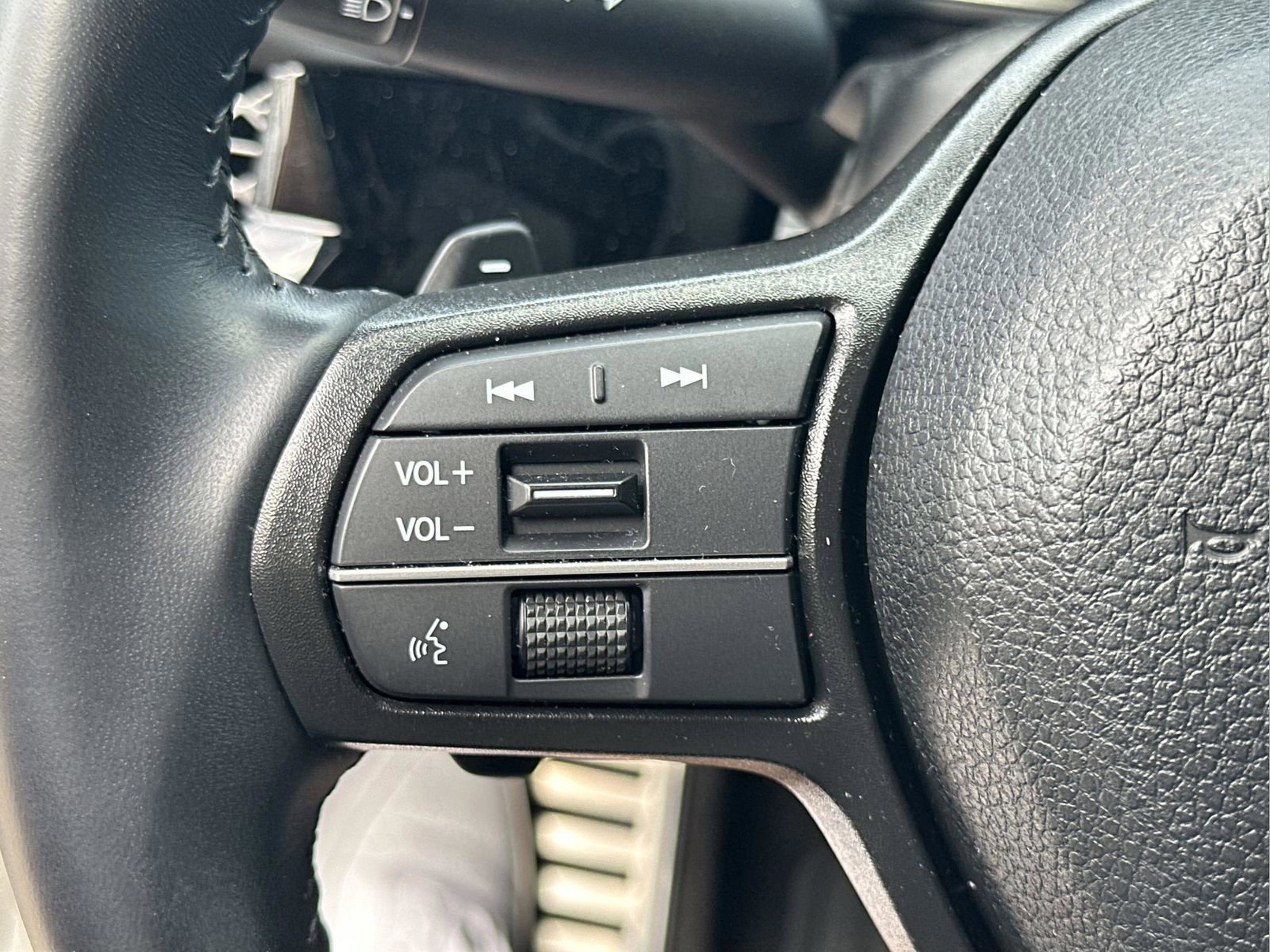 Used 2023 Honda Accord Sport image 14