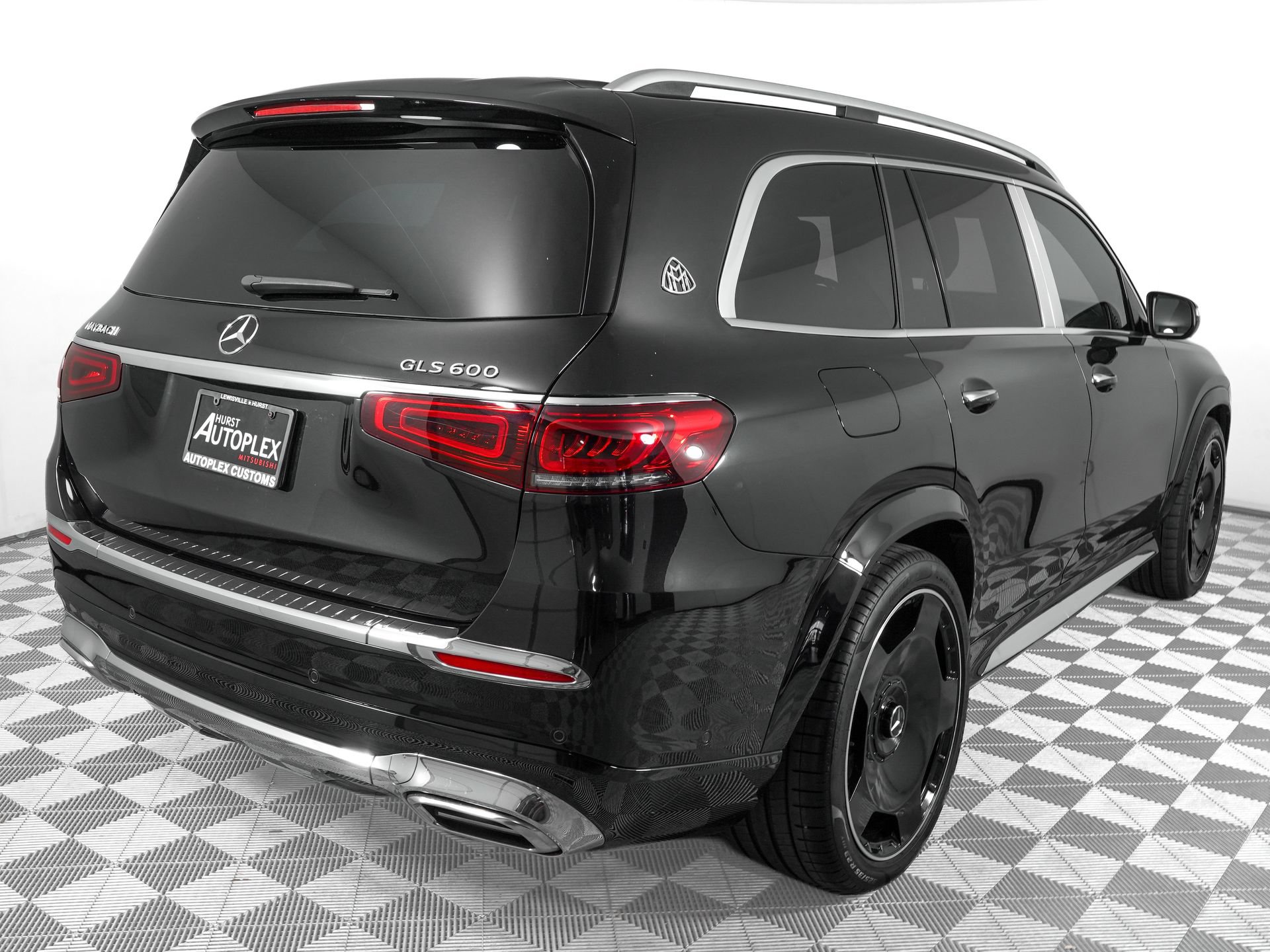 Used 2023 Mercedes-Benz Maybach GLS 600 4MATIC image 5