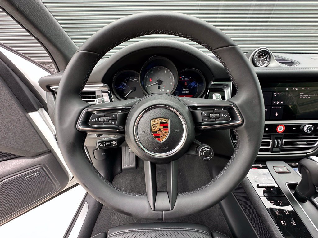 Used 2026 Porsche Macan S AWD/4WD image 17