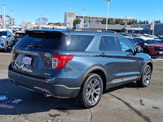 Certified 2022 Ford Explorer XLT w/ Equipment Group 202A image 5