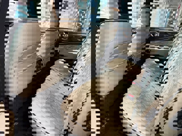 Used 2019 INFINITI QX60 Luxe w/ Limited Package image 11