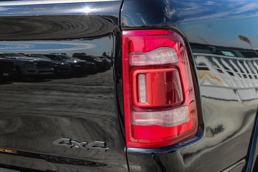Used 2023 RAM 1500 Limited AWD/4WD image 10