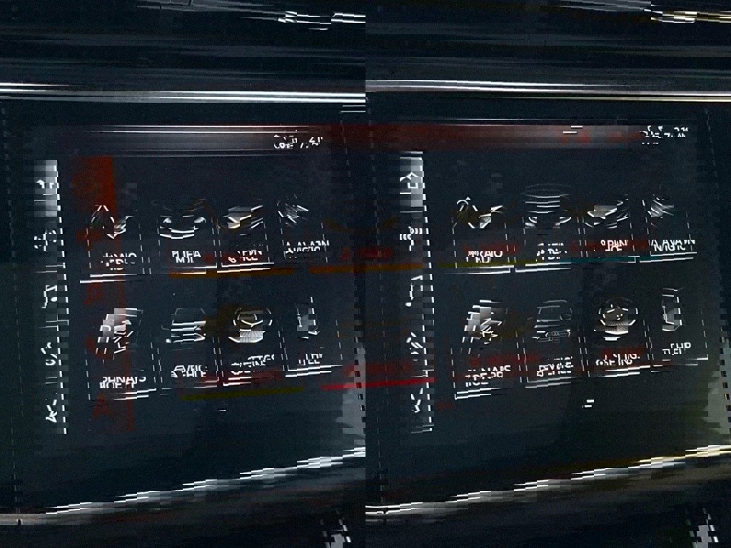 Used 2019 Audi Q8 Prestige w/ Luxury Package image 20