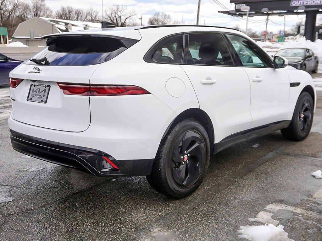 Used 2022 Jaguar F-PACE S image 11