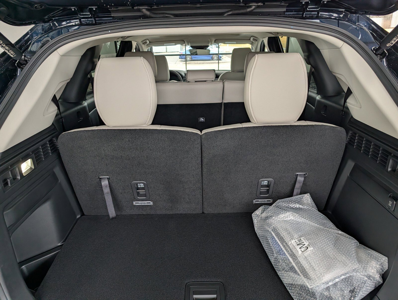New 2026 MAZDA CX-90 Plug-In Hybrid w/ Preferred image 15