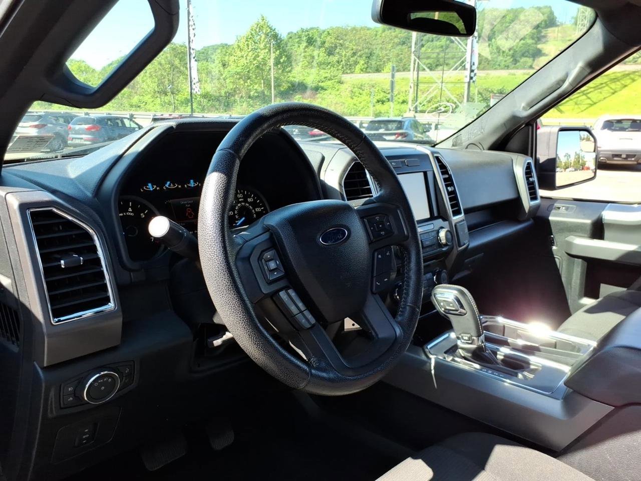 Used 2015 Ford F150 XLT w/ Equipment Group 302A Luxury AWD/4WD image 6