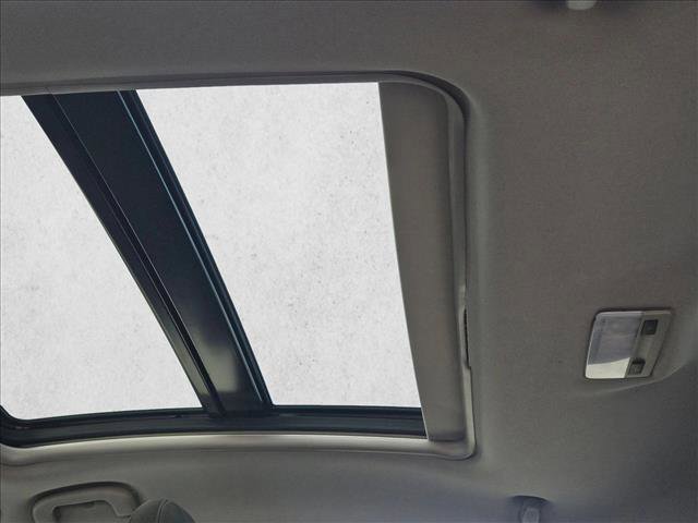 Used 2023 Chevrolet Malibu LT image 19