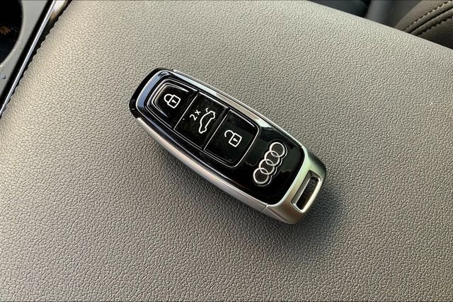 Used 2021 Audi Q7 3.0T Premium Plus image 14