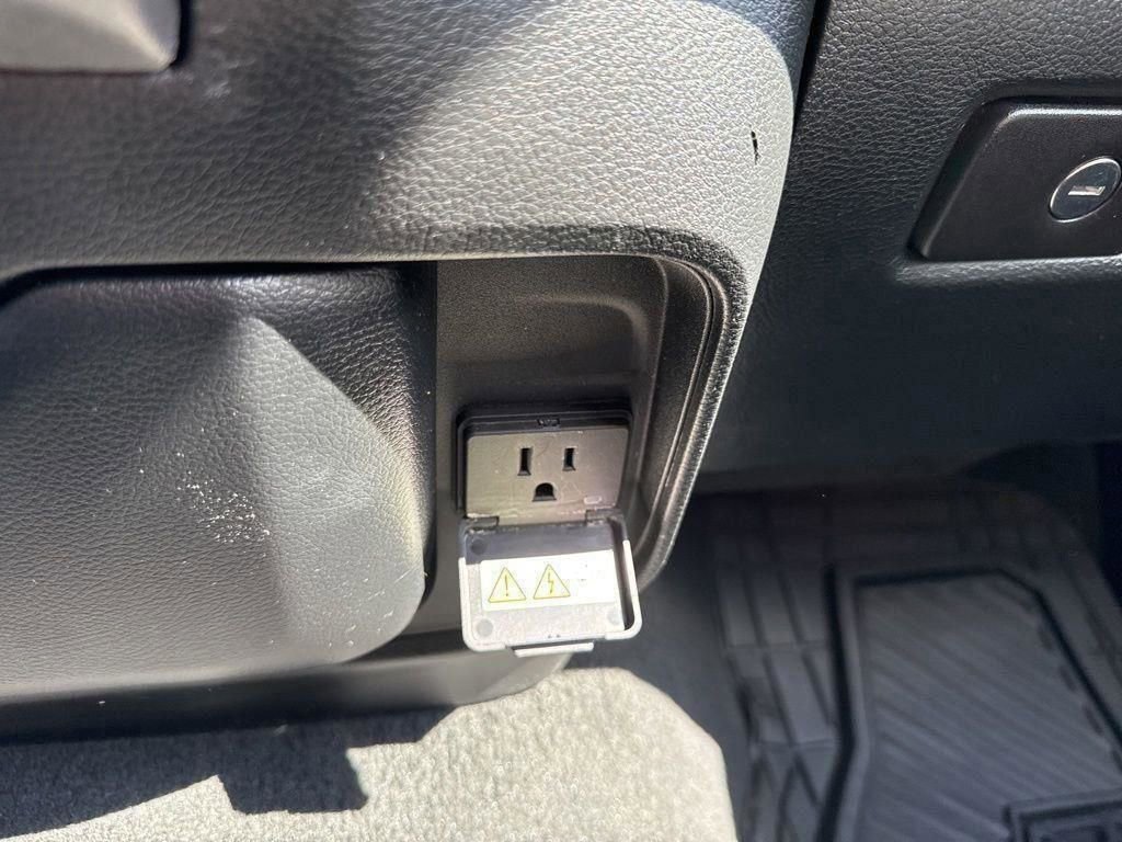 Used 2024 RAM 1500 Big Horn image 39