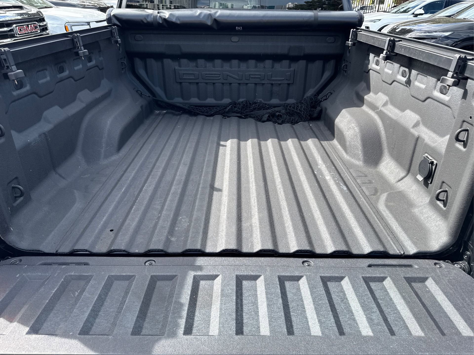 Used 2024 GMC Canyon Denali w/ LPO, Denali Black Edition image 14