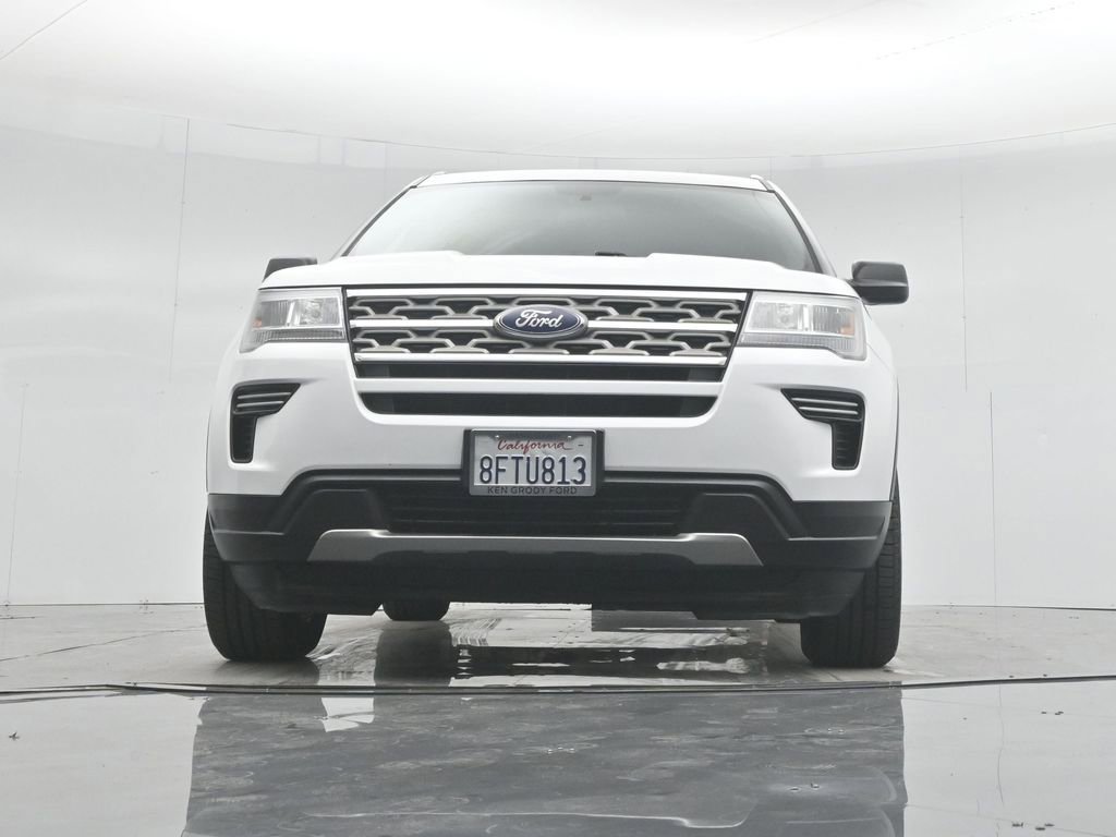 Used 2018 Ford Explorer XLT image 48