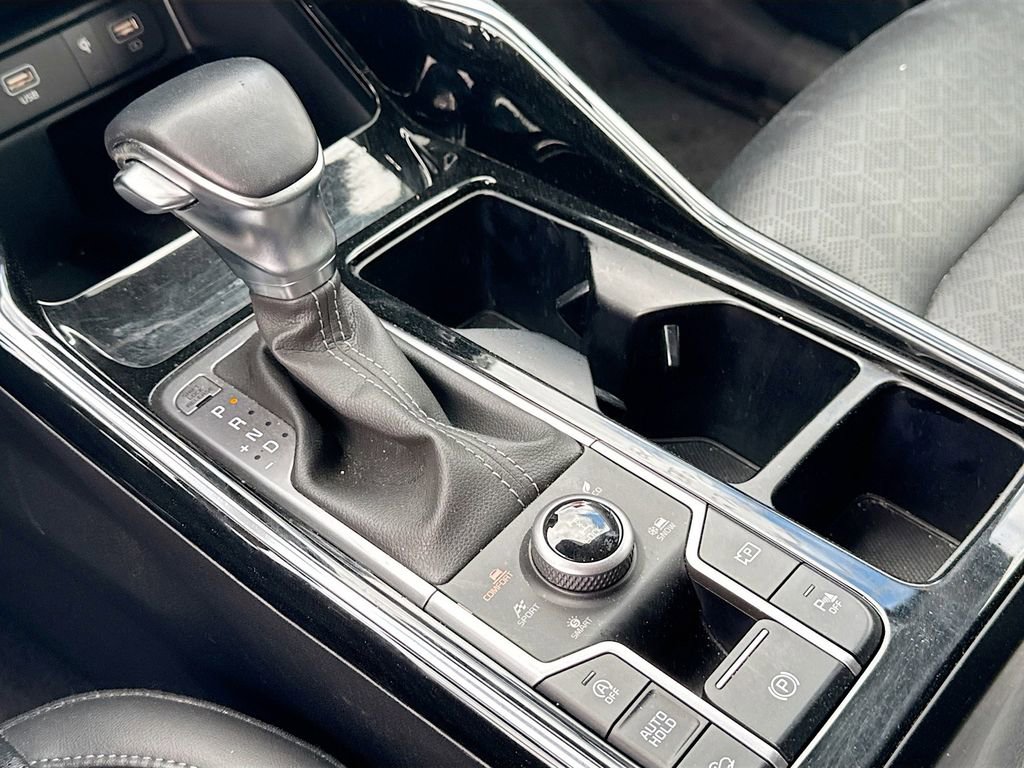 Certified 2023 Kia Sorento SX AWD/4WD image 17