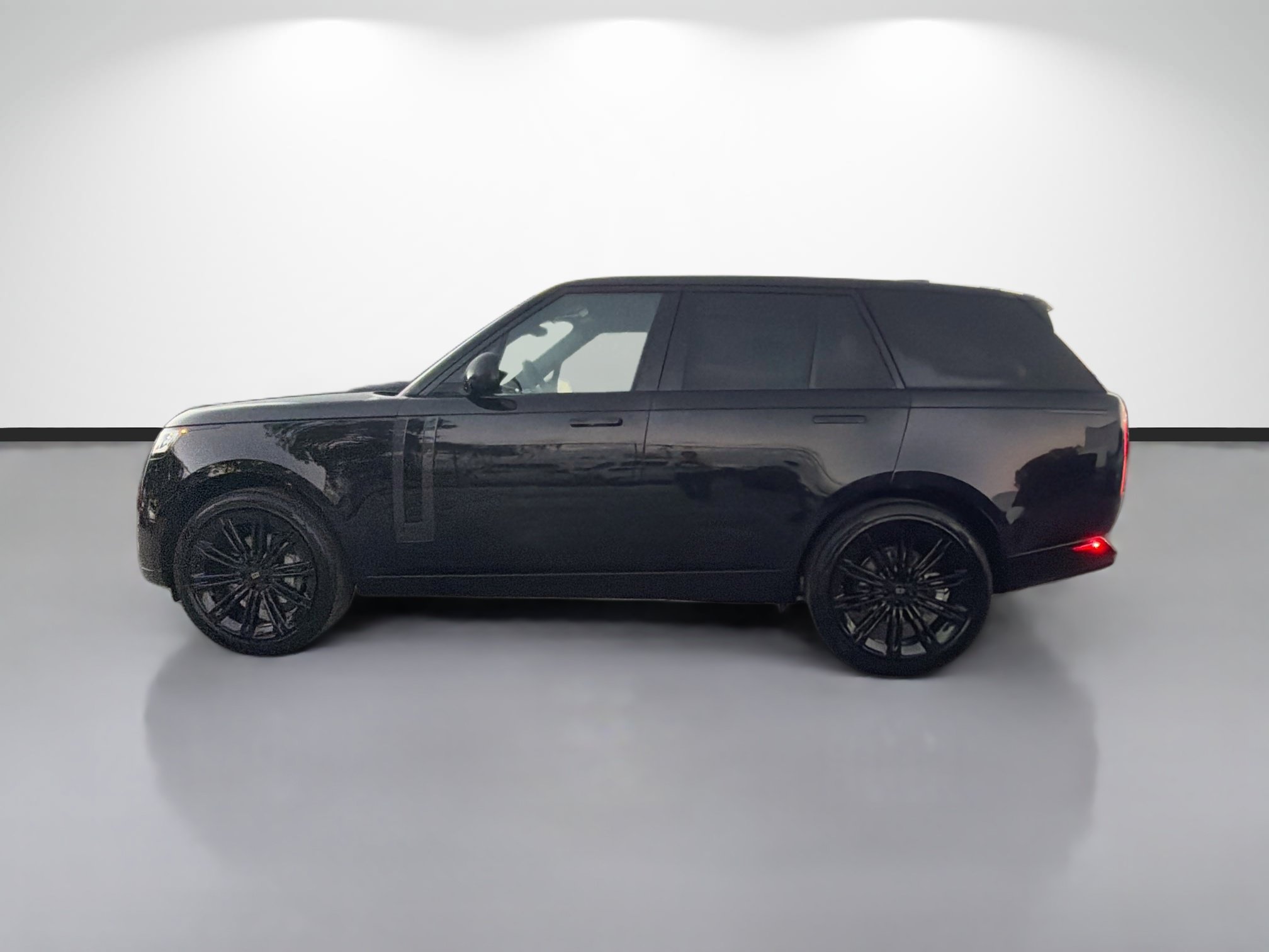 New 2027 Land Rover Range Rover SE AWD/4WD image 2