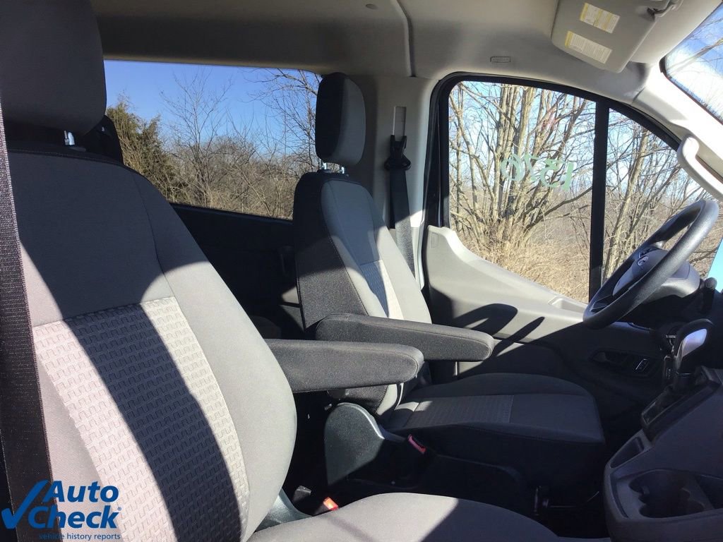 Used 2023 Ford Transit 350 148 Low Roof Wagon image 20