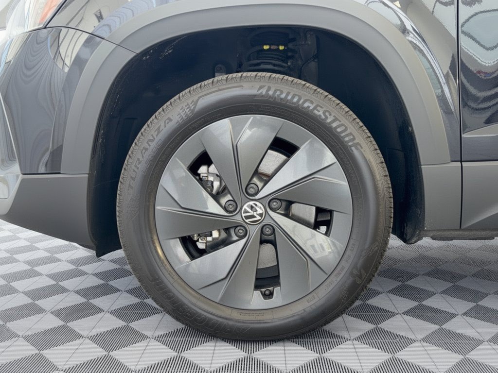 Certified 2026 Volkswagen Taos S FWD image 13