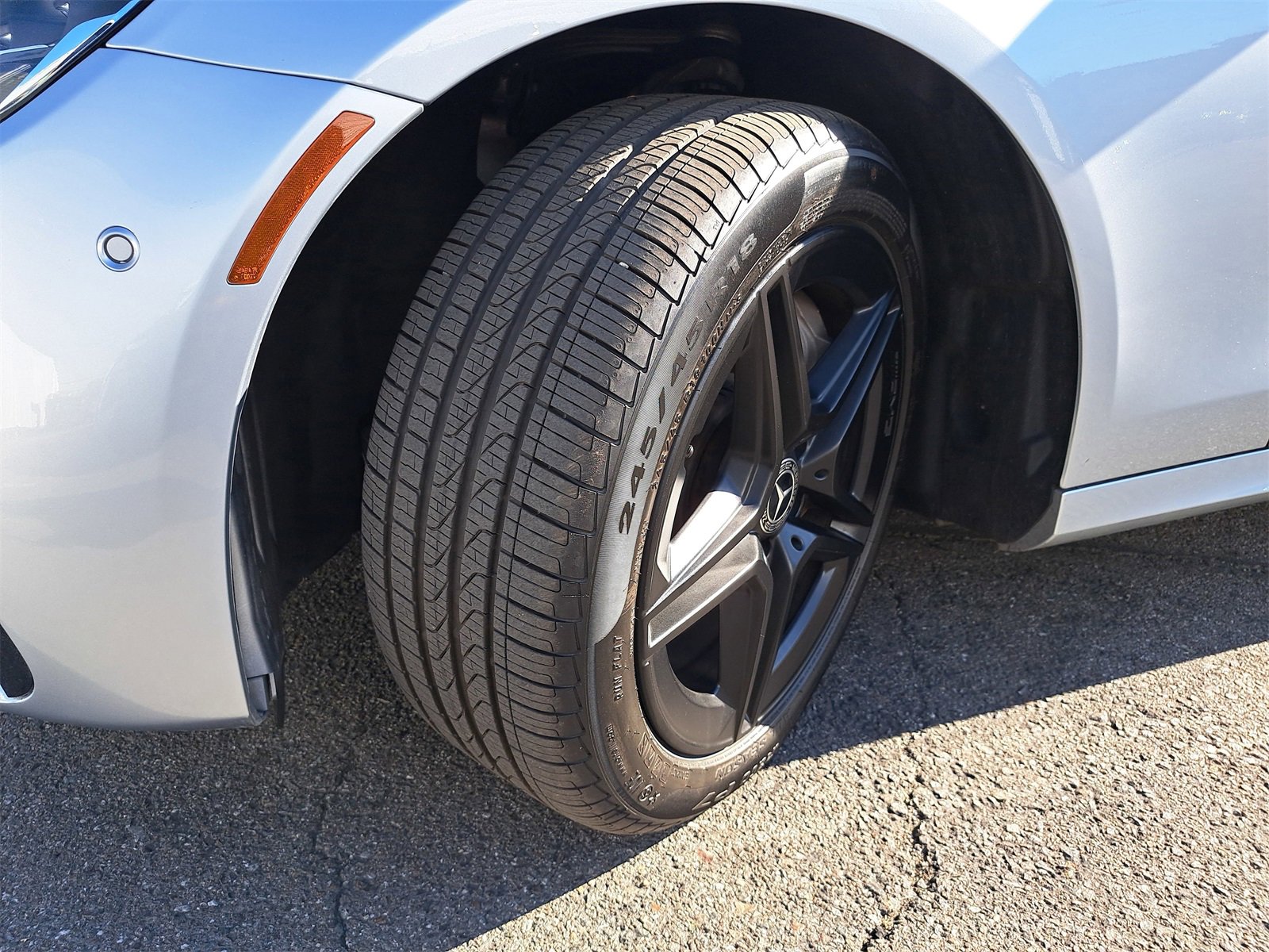 Used 2022 Mercedes-Benz E 350 Sedan w/ AMG Line Exterior image 36