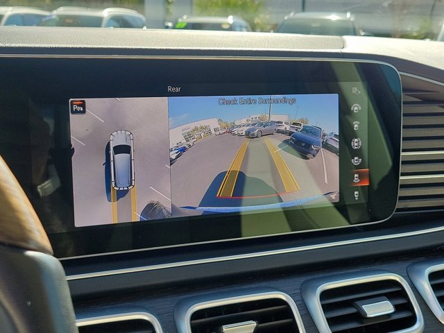 Used 2022 Mercedes-Benz GLS 450 4MATIC image 28