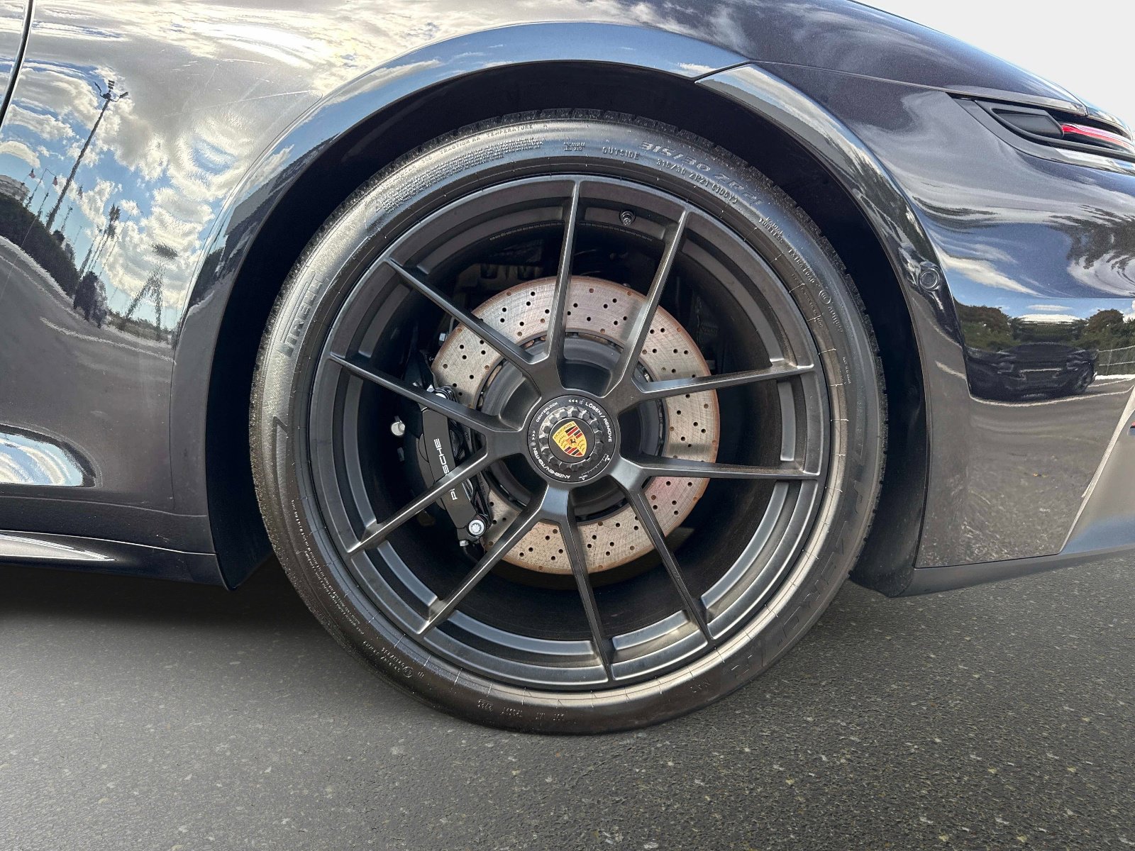 Used 2026 Porsche 911 Targa 4 GTS image 18