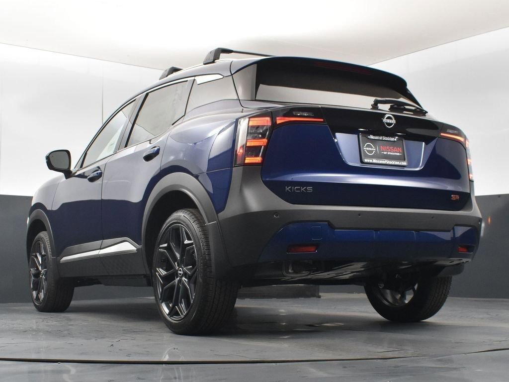 New 2026 Nissan Kicks SR w/ Illumination Package image 41