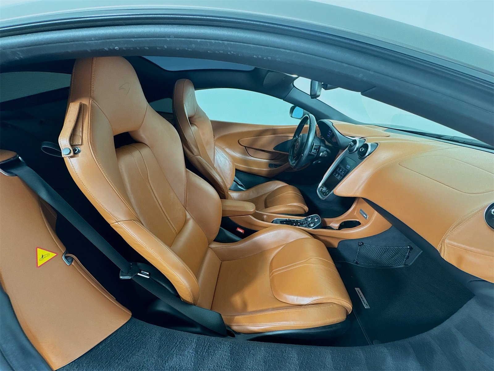 Used 2017 McLaren 570S Base image 23