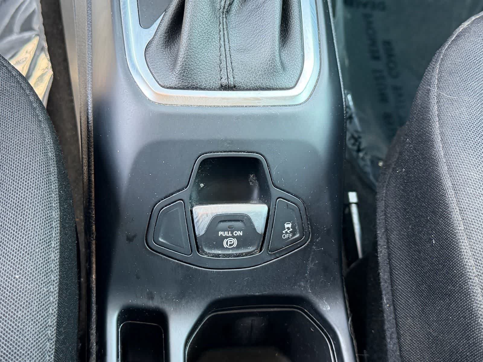Used 2019 Jeep Renegade Latitude w/ Popular Equipment Group AWD/4WD image 31